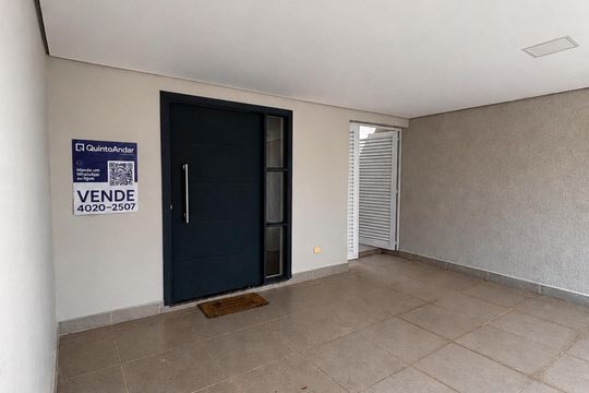 Garagem de casa de condomínio à venda com 3 quartos, 300m² em Suru, Barueri