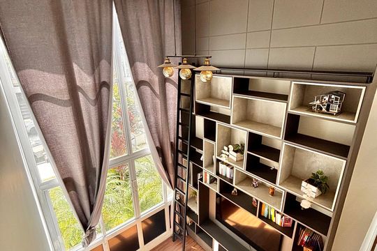 Sala de casa de condomínio à venda com 3 quartos, 300m² em Suru, Barueri
