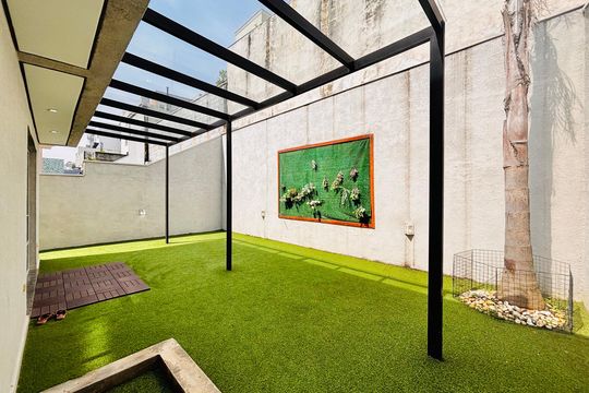 Quintal de casa de condomínio à venda com 3 quartos, 300m² em Suru, Barueri