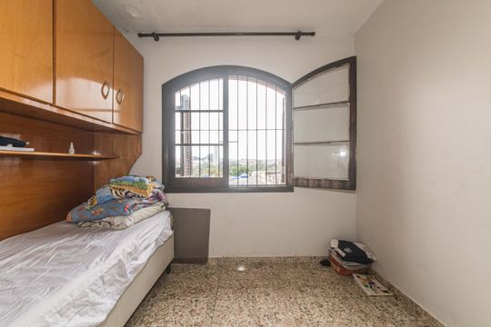 Quarto 2 de casa para alugar com 3 quartos, 150m² em Jardim Germania, São Paulo