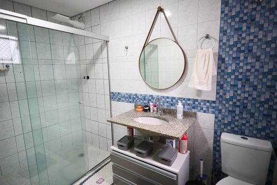 Banheiro da Suíte 2 de casa à venda com 5 quartos, 180m² em Rio Pequeno, São Paulo