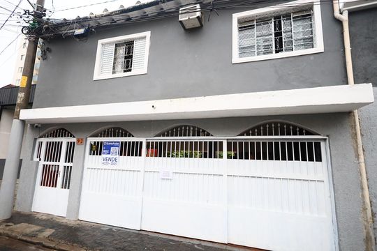 Fachada de casa à venda com 5 quartos, 180m² em Rio Pequeno, São Paulo