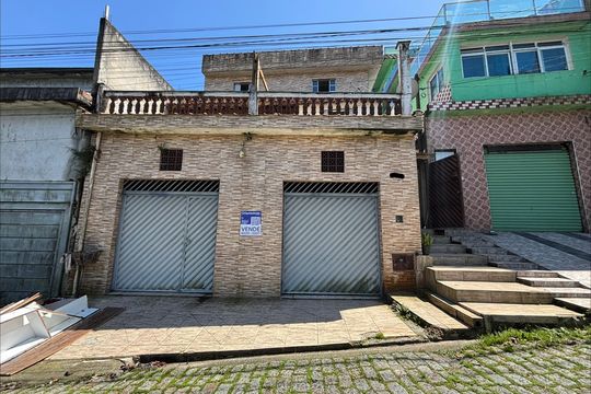 Casa à venda com 4 quartos, 250m² em Pilar Velho, Ribeirão Pires