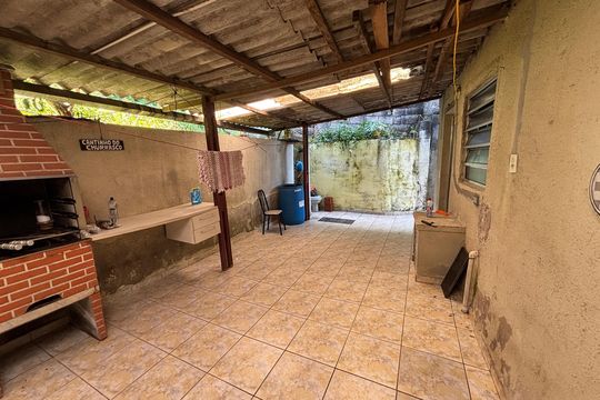 Churrasqueira  de casa à venda com 4 quartos, 250m² em Pilar Velho, Ribeirão Pires