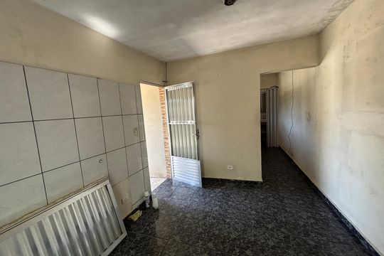 Sala de TV de casa à venda com 4 quartos, 250m² em Pilar Velho, Ribeirão Pires
