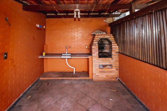 Espaço Gourmet de casa à venda com 4 quartos, 120m² em Jardim Atlântico, Belo Horizonte