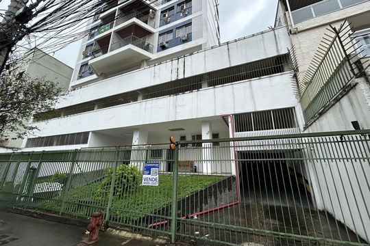 Fachada + placa de apartamento à venda com 2 quartos, 60m² em Todos Os Santos, Rio de Janeiro