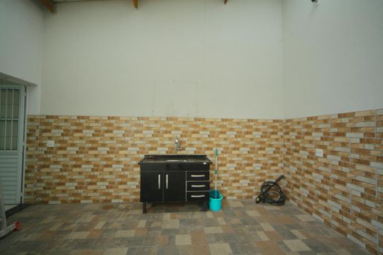 Quintal/serviço/convivência  de casa de condomínio para alugar com 2 quartos, 60m² em Cooperativa, São Bernardo do Campo