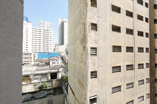 Vista de kitnet/studio para alugar com 1 quarto, 27m² em Liberdade, São Paulo