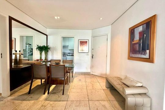 Apartamento para alugar com 3 quartos, 136m² em Lourdes, Belo Horizonte