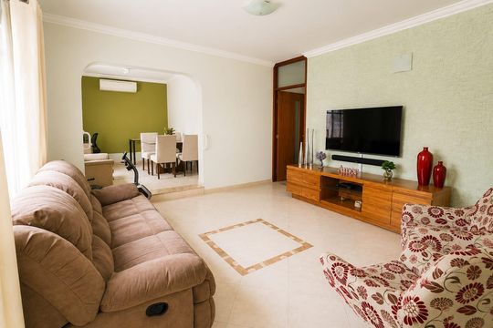 Casa à venda com 3 quartos, 192m² em Jardim Eulina, Campinas