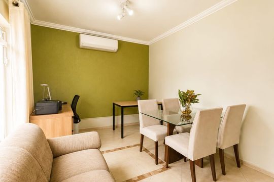Sala de casa à venda com 3 quartos, 192m² em Jardim Eulina, Campinas