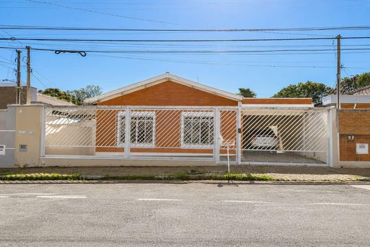 Fachada de casa à venda com 3 quartos, 192m² em Jardim Eulina, Campinas