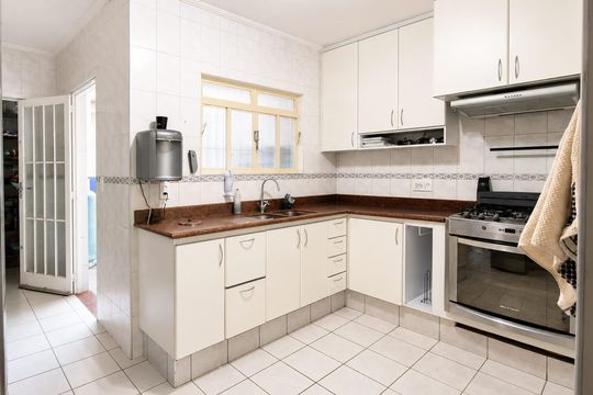 Cozinha de casa à venda com 3 quartos, 192m² em Jardim Eulina, Campinas
