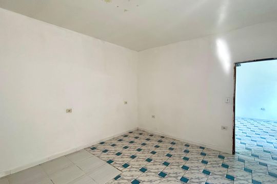 Quarto de casa para alugar com 1 quarto, 80m² em Jardim Ponte Alta I, Guarulhos