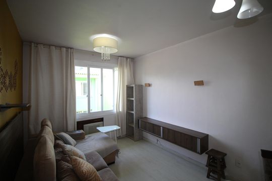 Sala de apartamento à venda com 1 quarto, 45m² em Agronomia, Porto Alegre