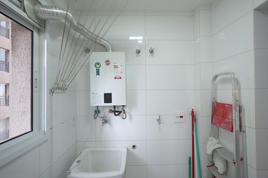 Área de Serviço de apartamento à venda com 3 quartos, 93m² em Vila Scarpelli, Santo André