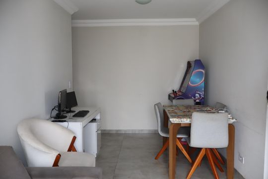 Sala de apartamento à venda com 2 quartos, 63m² em Jardim Jurema, São Paulo