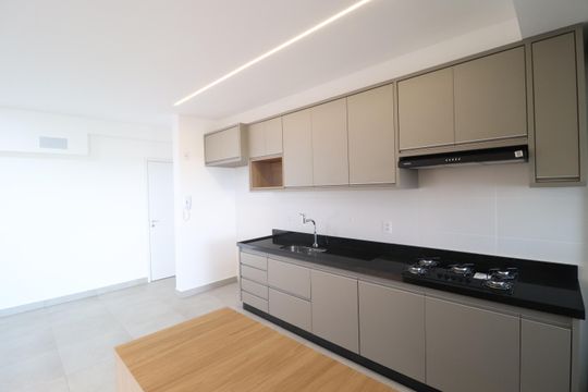 Cozinha de apartamento para alugar com 3 quartos, 116m² em Gávea, Uberlândia