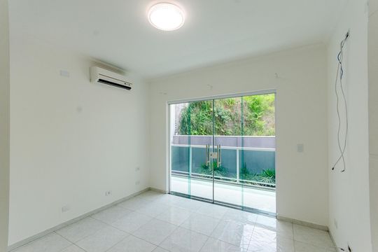 Suíte 1 de casa para alugar com 4 quartos, 350m² em City América, São Paulo