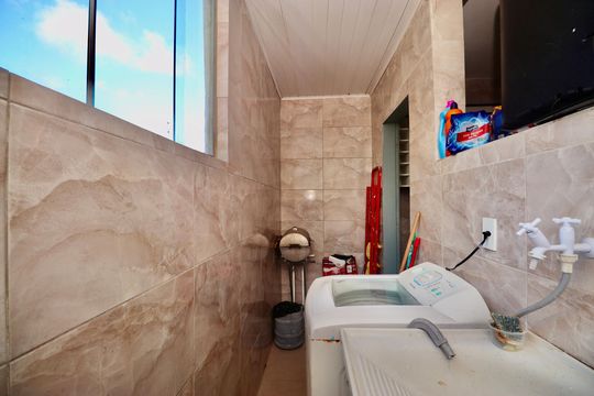 Área de Serviço de casa de condomínio para alugar com 3 quartos, 120m² em Jardim Placaford, Salvador
