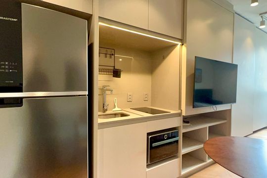 Cozinha de kitnet/studio para alugar com 1 quarto, 29m² em Cerqueira César, São Paulo