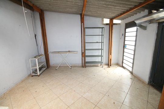 Área de Serviço de casa para alugar com 1 quarto, 82m² em Jardim Santa Madalena, São José dos Campos