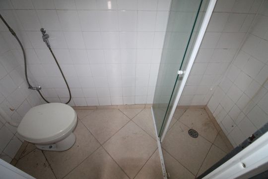 Banheiro de casa para alugar com 1 quarto, 82m² em Jardim Santa Madalena, São José dos Campos