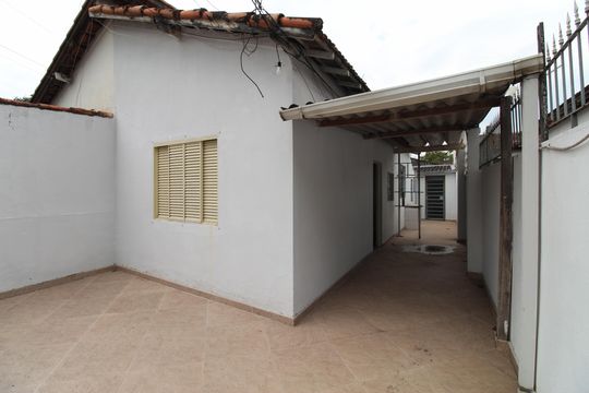Área externa de casa para alugar com 1 quarto, 82m² em Jardim Santa Madalena, São José dos Campos