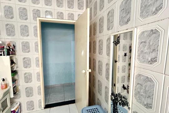 Banheiro de casa à venda com 2 quartos, 236m² em Vila Augusta, Guarulhos