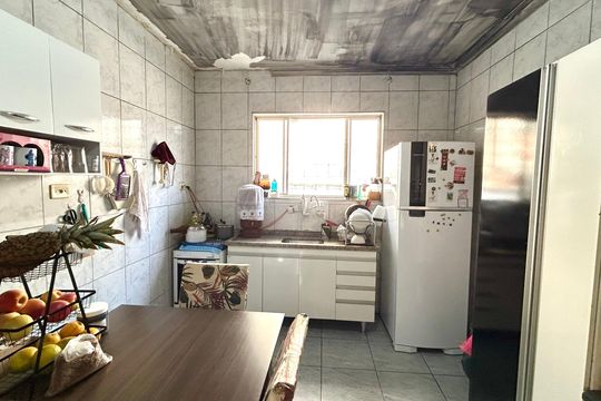 Cozinha de casa à venda com 2 quartos, 236m² em Vila Augusta, Guarulhos