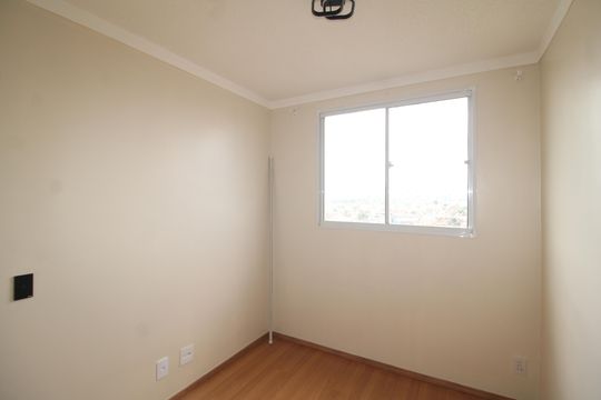 Quarto 2 de apartamento para alugar com 2 quartos, 42m² em Vila Santa Maria, São Paulo