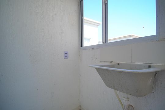 Área de serviço de apartamento para alugar com 2 quartos, 41m² em Sarandi, Porto Alegre