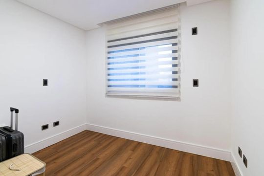 Quarto 2 de apartamento para alugar com 2 quartos, 152m² em São Francisco, Curitiba
