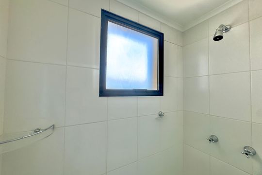 Banheiro de apartamento para alugar com 2 quartos, 50m² em Portal dos Gramados, Guarulhos