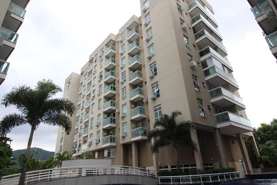 Fachada de apartamento à venda com 2 quartos, 58m² em Taquara, Rio de Janeiro