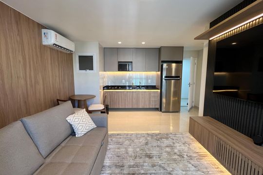 Sala/Cozinha de apartamento à venda com 1 quarto, 38m² em Taquara, Rio de Janeiro
