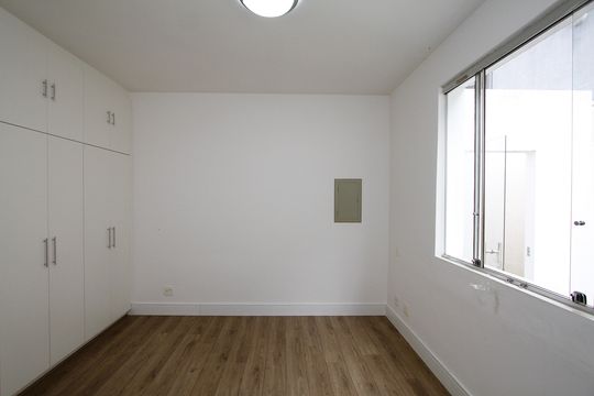 Quarto 4 de casa para alugar com 5 quartos, 817m² em Estoril, Belo Horizonte
