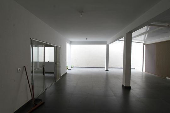 Varanda de casa para alugar com 5 quartos, 817m² em Estoril, Belo Horizonte