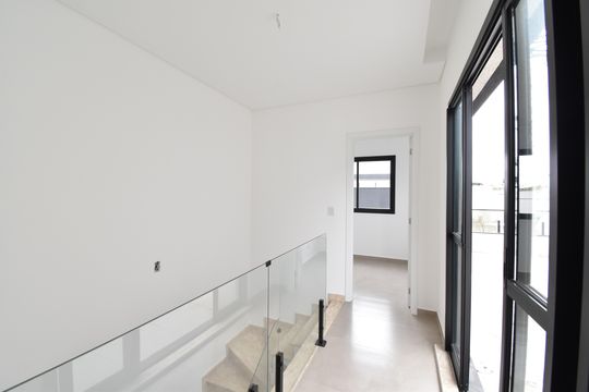 Corredor de casa de condomínio à venda com 3 quartos, 136m² em Cajuru, Curitiba