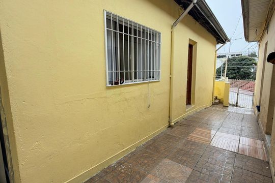 Área externa de casa à venda com 2 quartos, 100m² em Vila Palmeiras, São Paulo