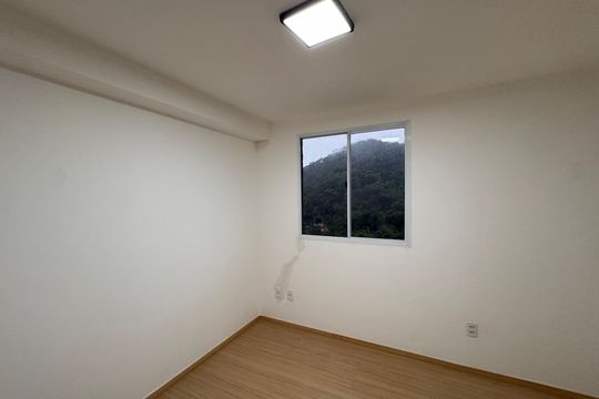 Suíte de apartamento à venda com 2 quartos, 60m² em Barra Olímpica, Rio de Janeiro