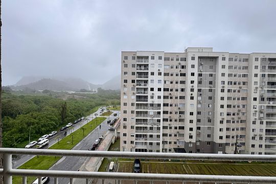 Varanda de apartamento à venda com 2 quartos, 60m² em Barra Olímpica, Rio de Janeiro