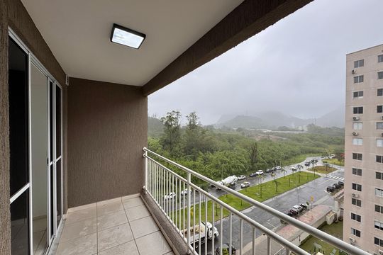 Varanda de apartamento à venda com 2 quartos, 60m² em Barra Olímpica, Rio de Janeiro