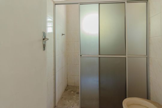 Banheiro de casa à venda com 3 quartos, 85m² em Vila Brasilina, São Paulo