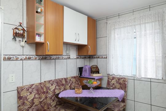Cozinha de apartamento à venda com 2 quartos, 50m² em Cidade Tiradentes, São Paulo