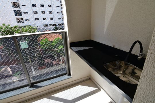 Sacada de apartamento para alugar com 1 quarto, 40m² em Cambuí, Campinas