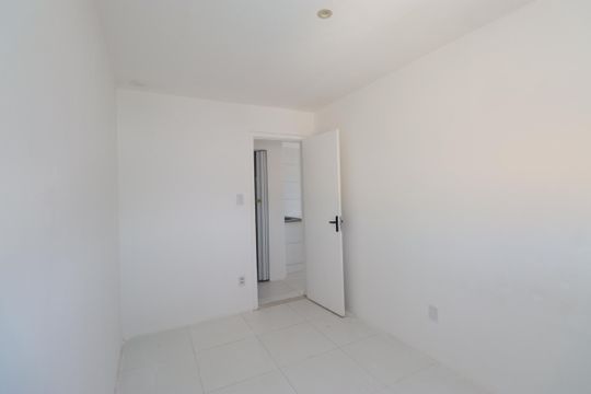Quarto 2 de apartamento para alugar com 2 quartos, 45m² em Praia do Flamengo, Salvador