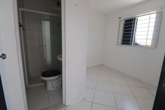 Quarto  de kitnet/studio para alugar com 1 quarto, 30m² em Praia do Flamengo, Salvador