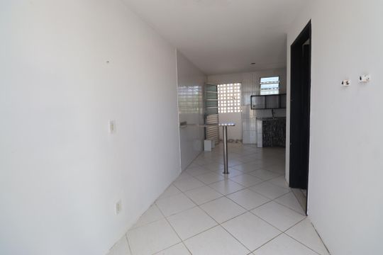 Sala/Cozinha de kitnet/studio para alugar com 1 quarto, 30m² em Praia do Flamengo, Salvador